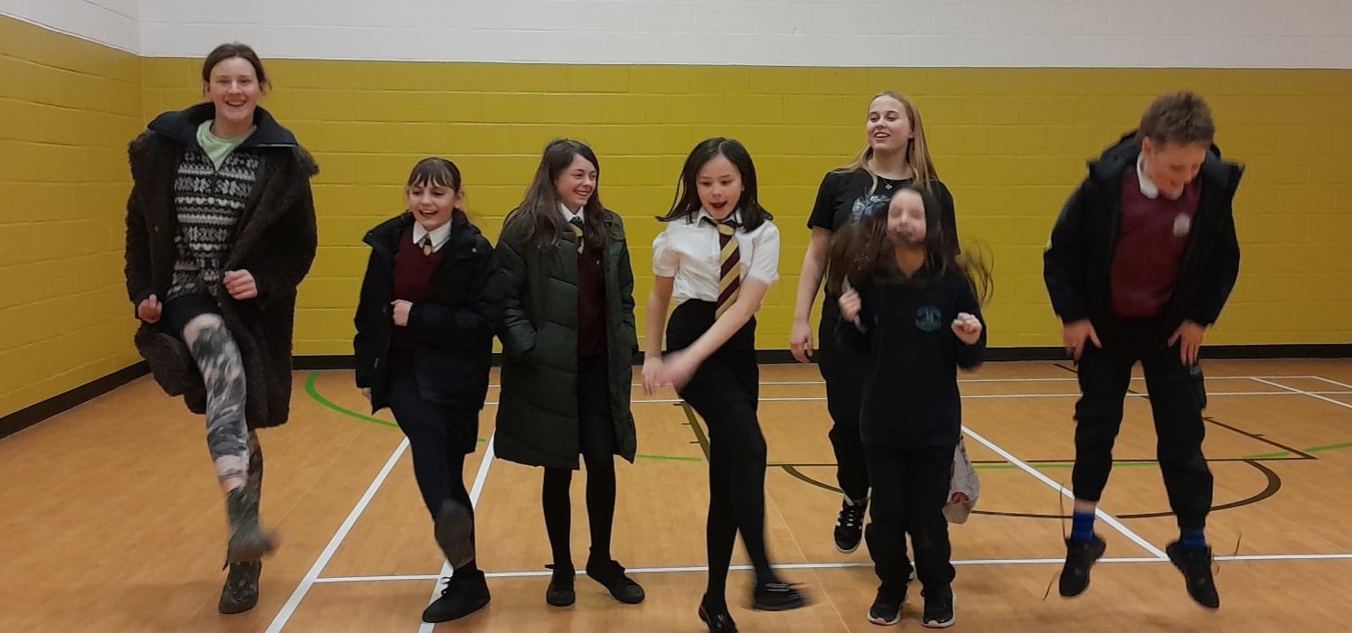 Llun o Clwb Bechgyn a ferched aelodau